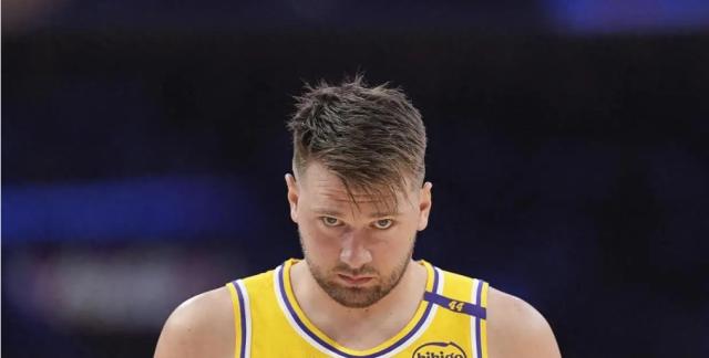 LOL-惨负20分湖人仍有利好！东契奇里夫斯集体回暖