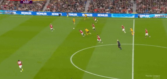 IM电竞-【英超】被射23次+逃脱点球，瓦拉内助曼联1-0开门红