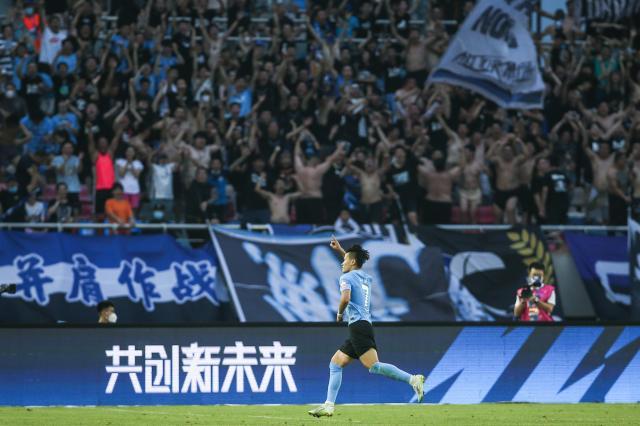 LOL-马德兴：978天后恢复主客场 迎回球迷的中超复活了